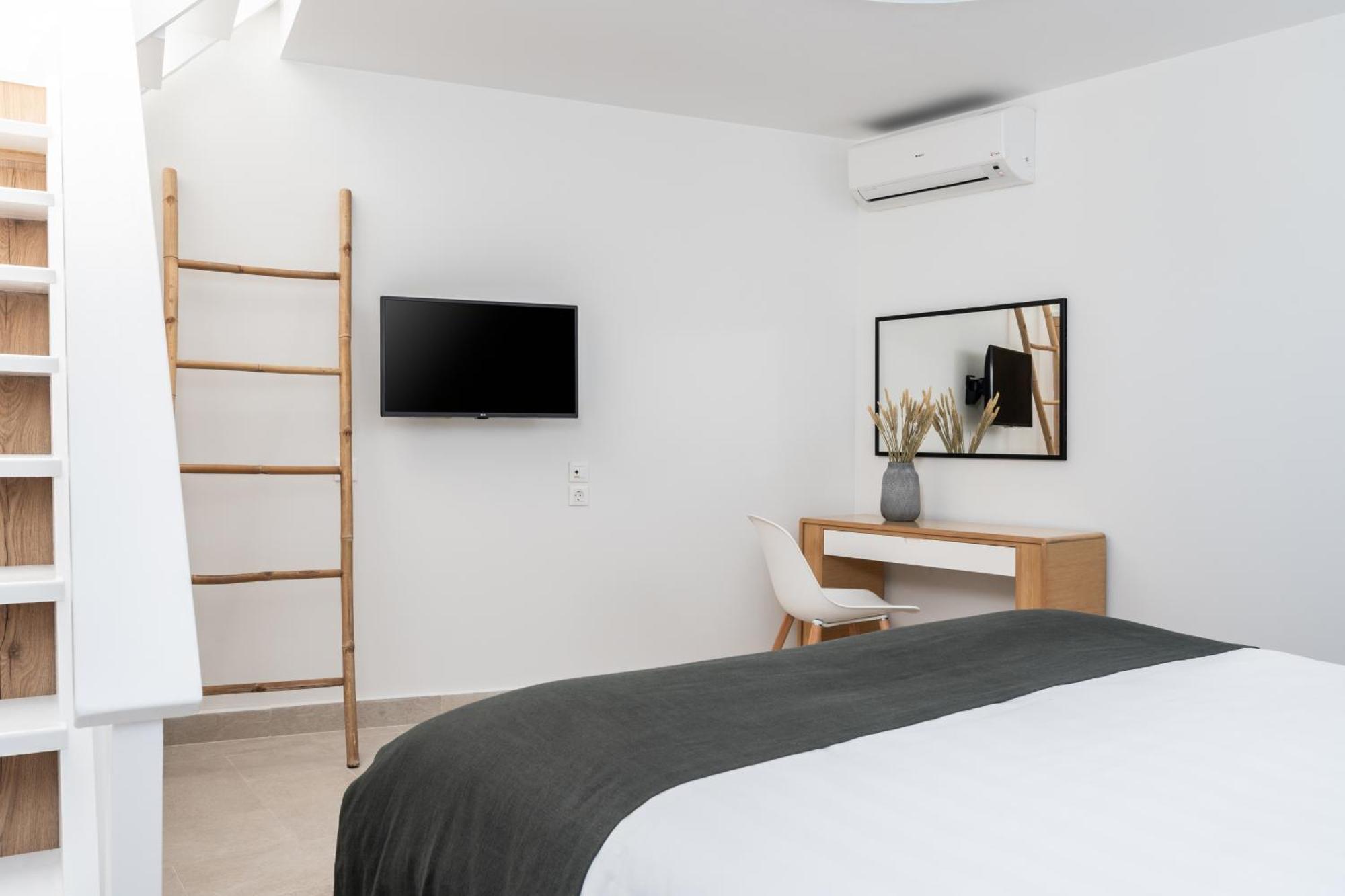 Rocabella Santorini Hotel & Spa イメロヴィグリ エクステリア 写真