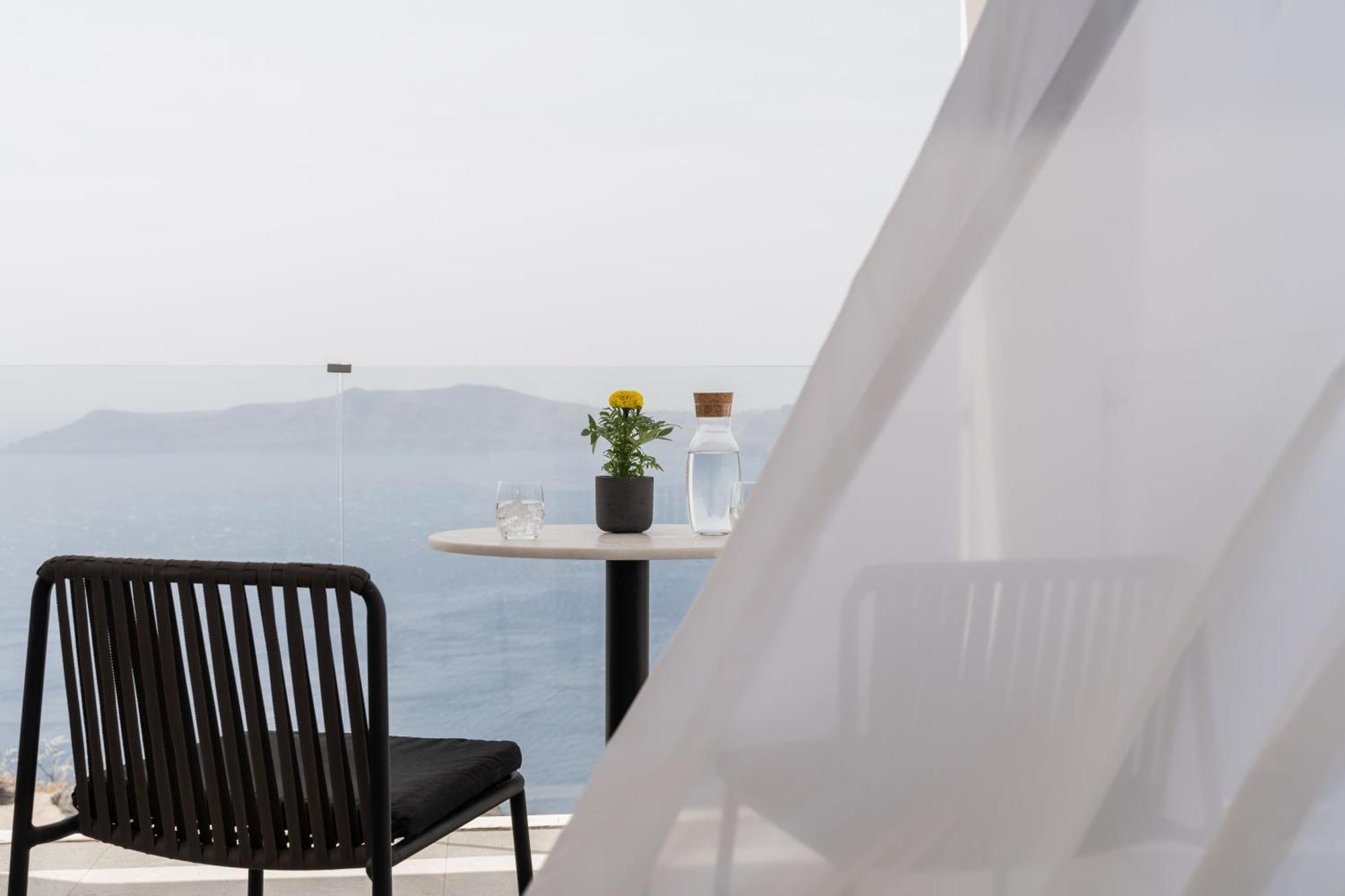 Rocabella Santorini Hotel & Spa イメロヴィグリ エクステリア 写真